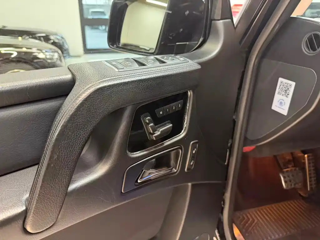 Mercedes-Benz G-Class — миниатюра 7