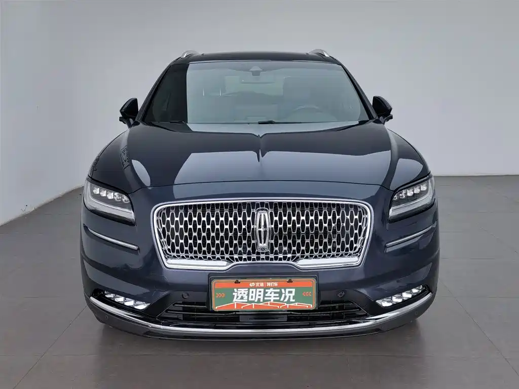 Lincoln Nautilus 2021 2.7T