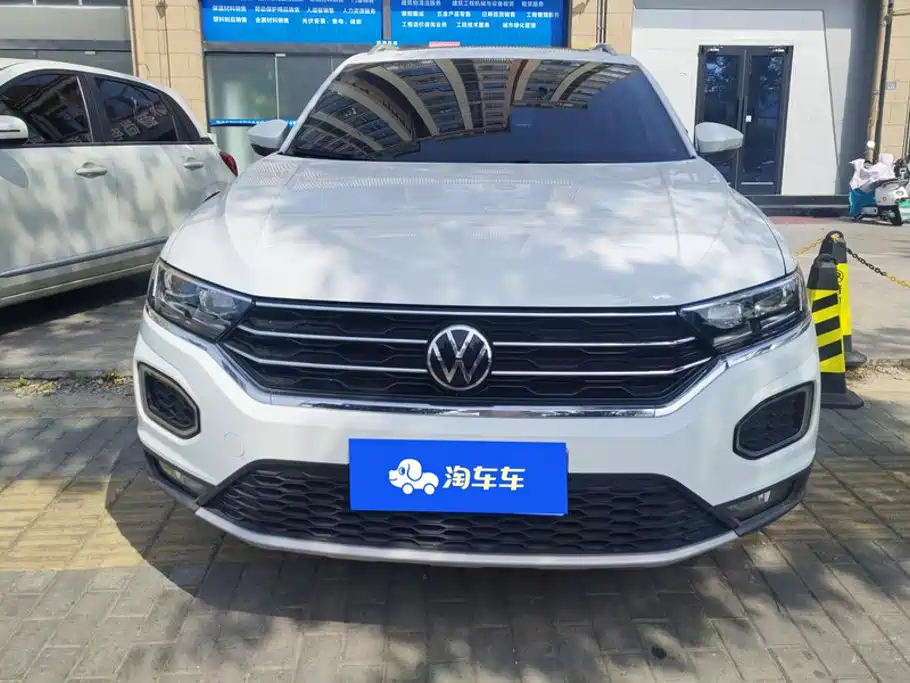 Volkswagen T-Roc — миниатюра 2