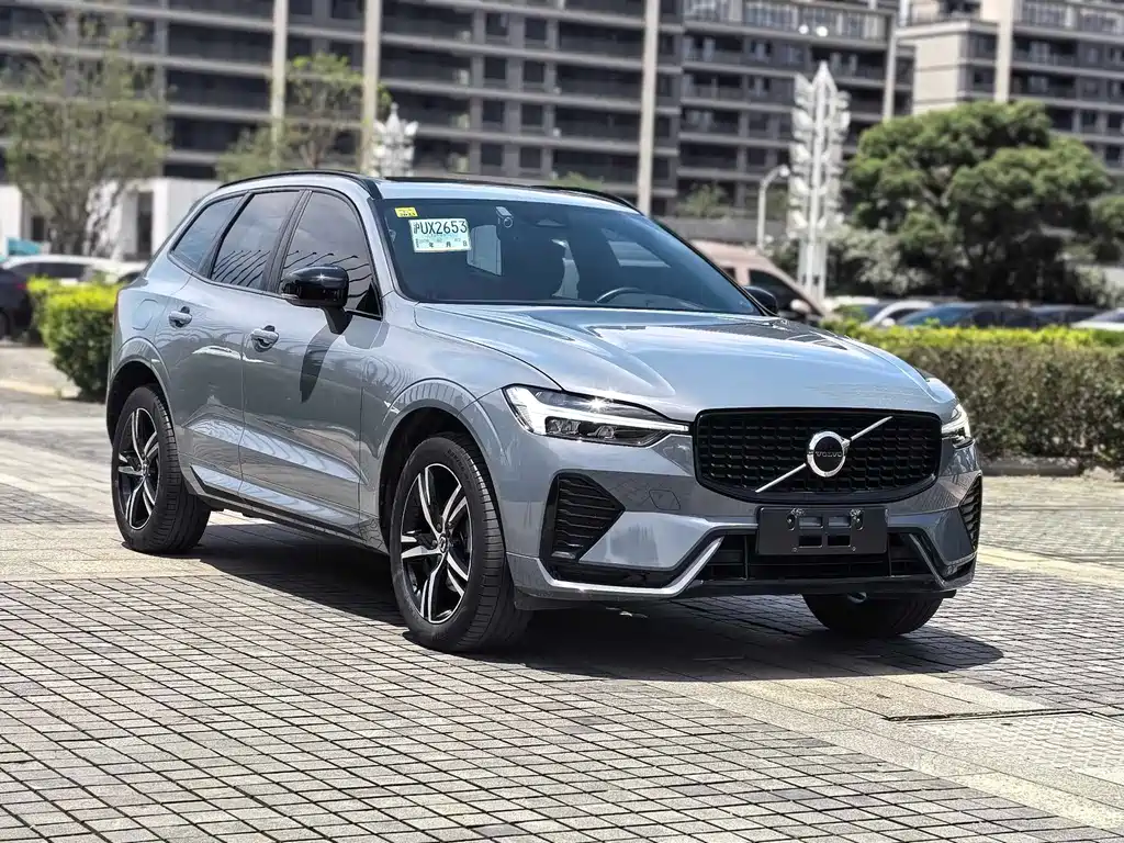 Volvo XC60 2022 B5 Sport
