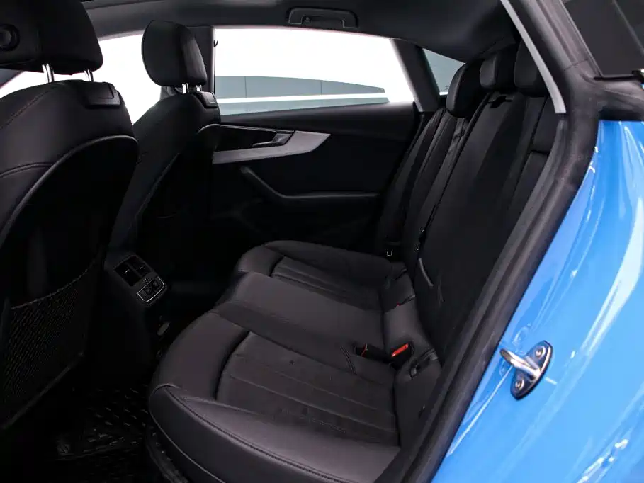 Audi A5 (Import) — миниатюра 16