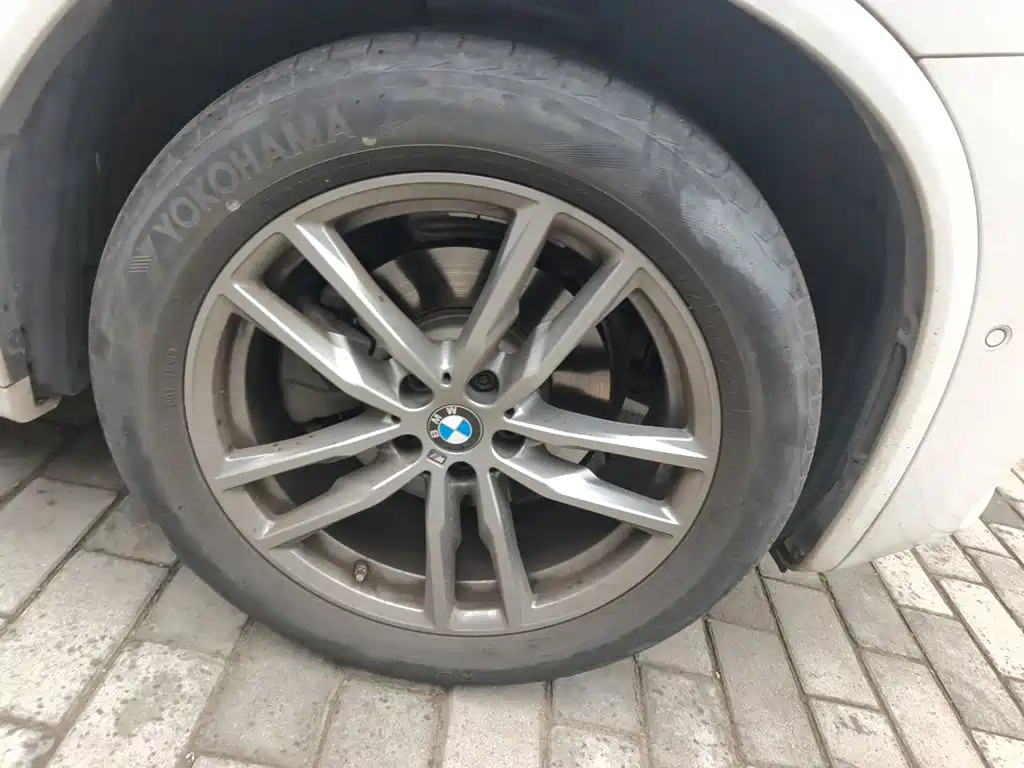 BMW X3 — миниатюра 24