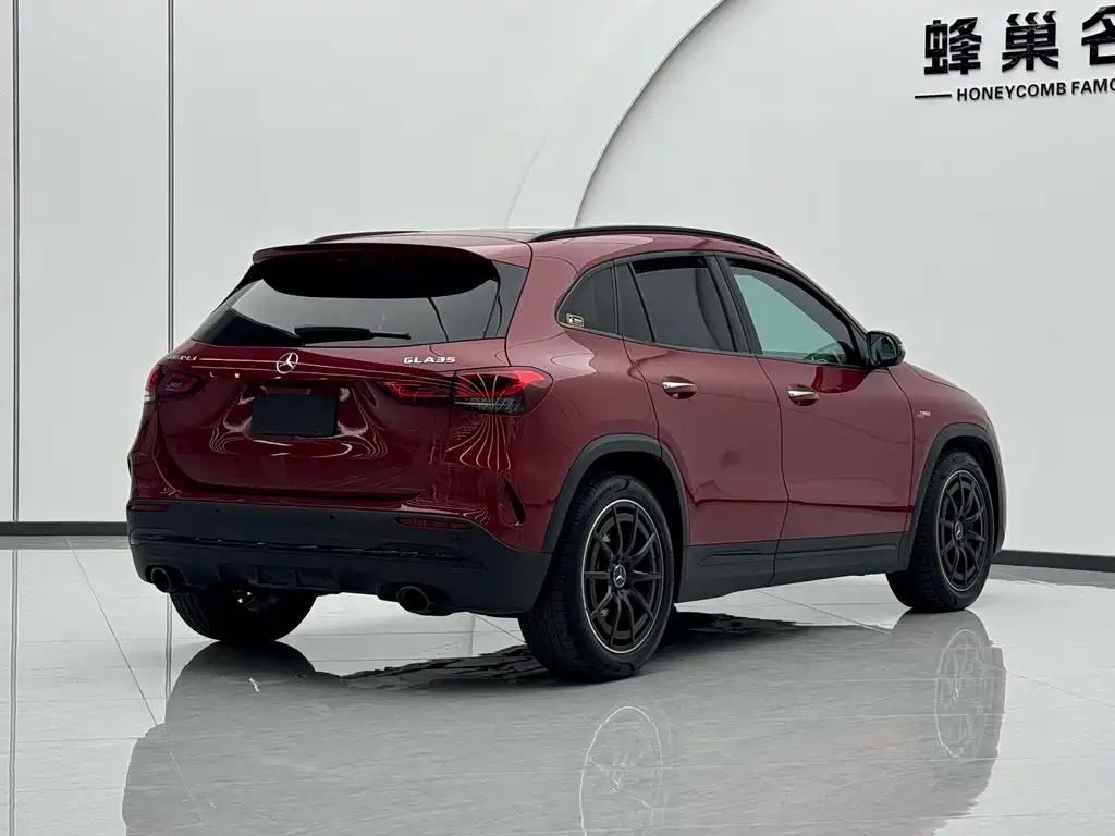 MERCEDES-BENZ GLA AMG