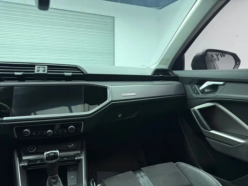 Audi Q3 — миниатюра 15
