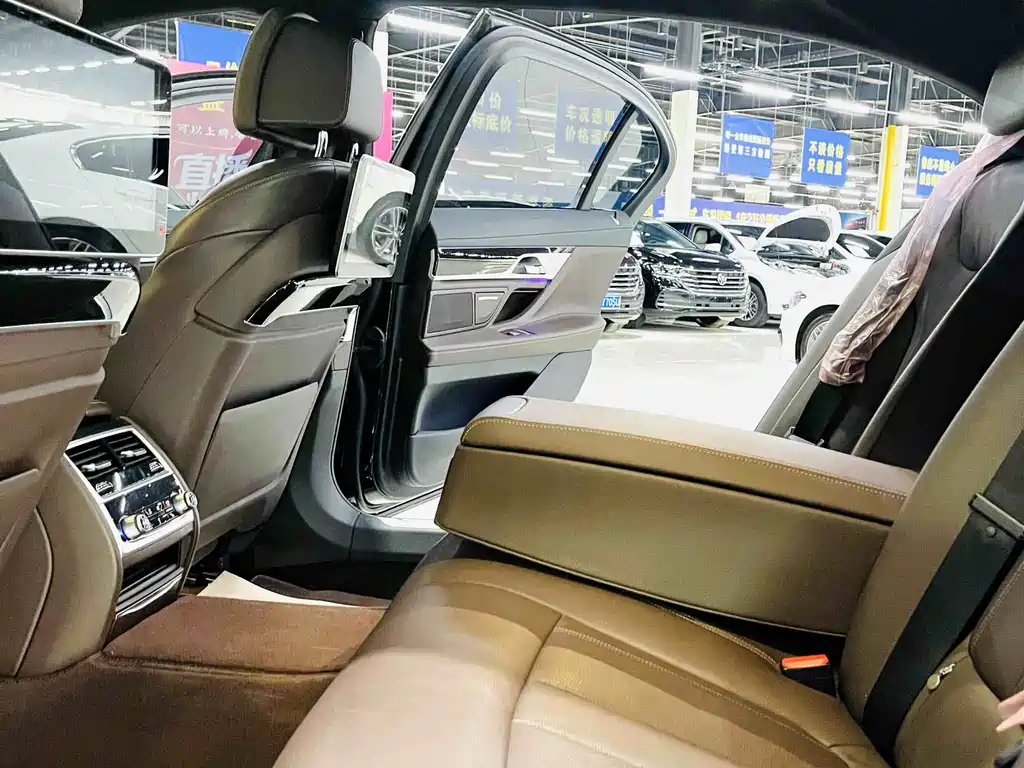 BMW 7 Series 7 2018 730Li Lead M Sport