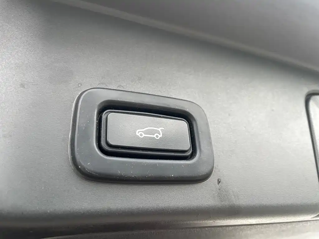 Land Rover Evoque — миниатюра 22