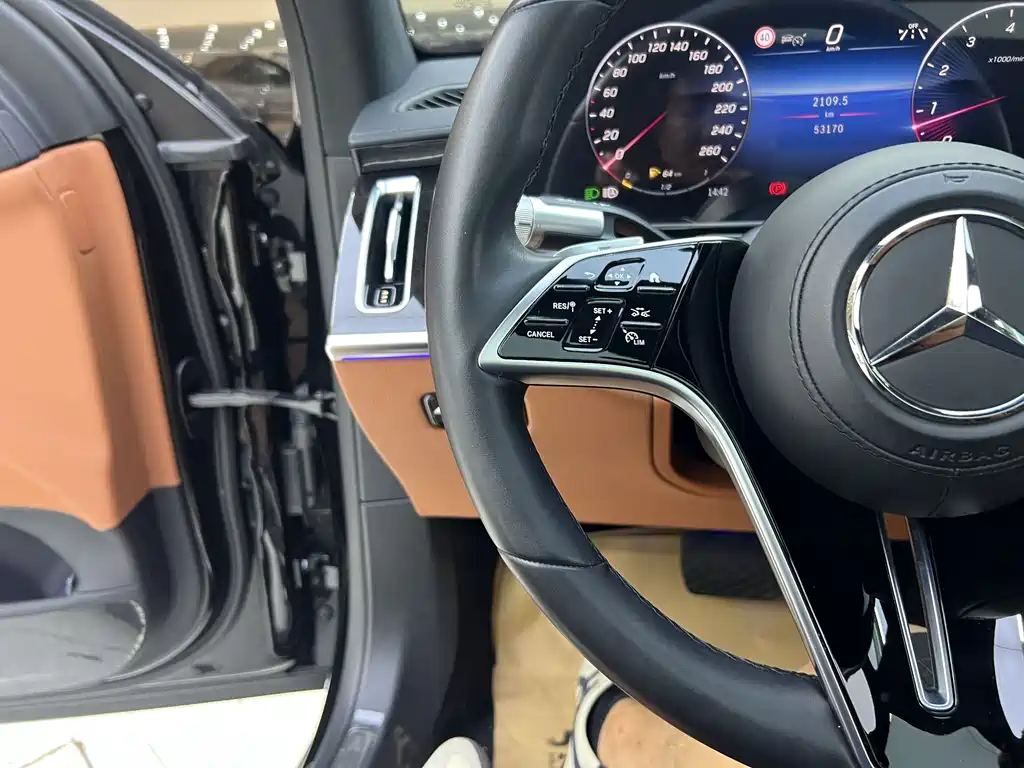 Mercedes-Benz S-Class — миниатюра 21