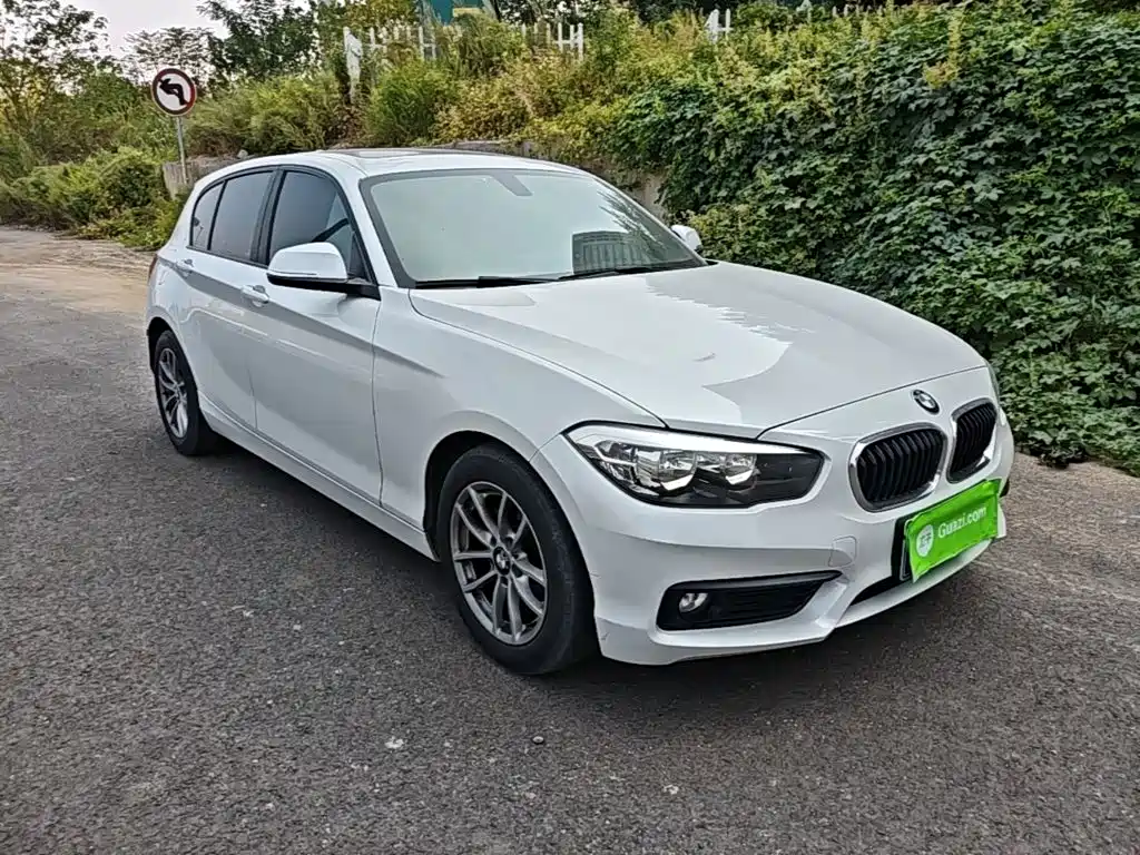 BMW 1 Series (Import) — миниатюра 4