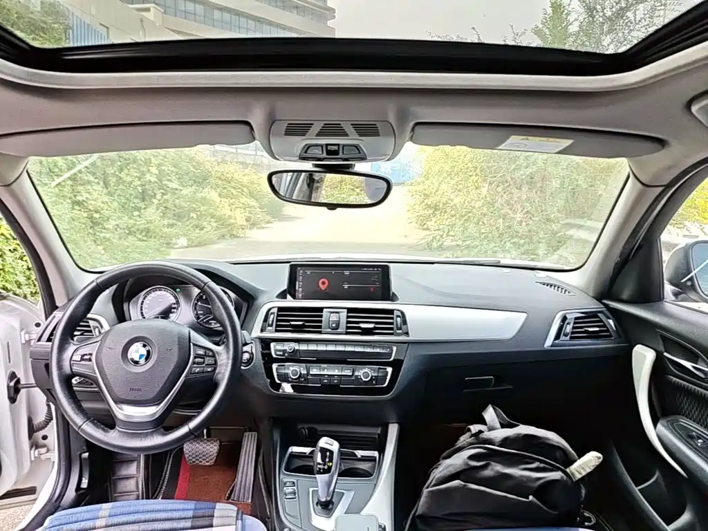 BMW 1 Series (Import) — миниатюра 10