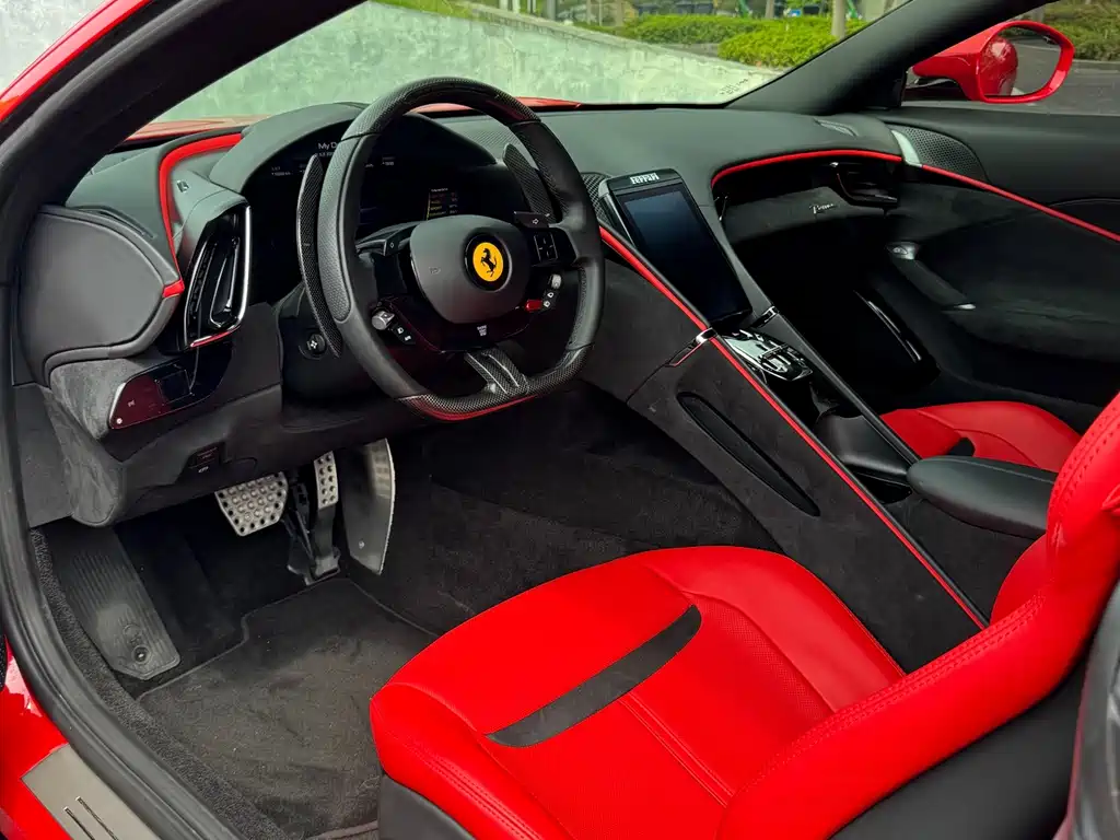 Ferrari Roma — миниатюра 10