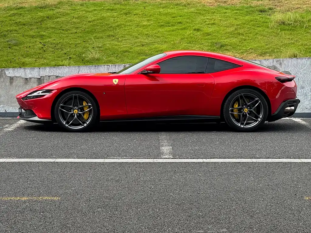 Ferrari Roma — миниатюра 5