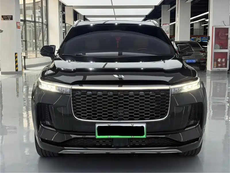 Li Auto Li ONE — миниатюра 2