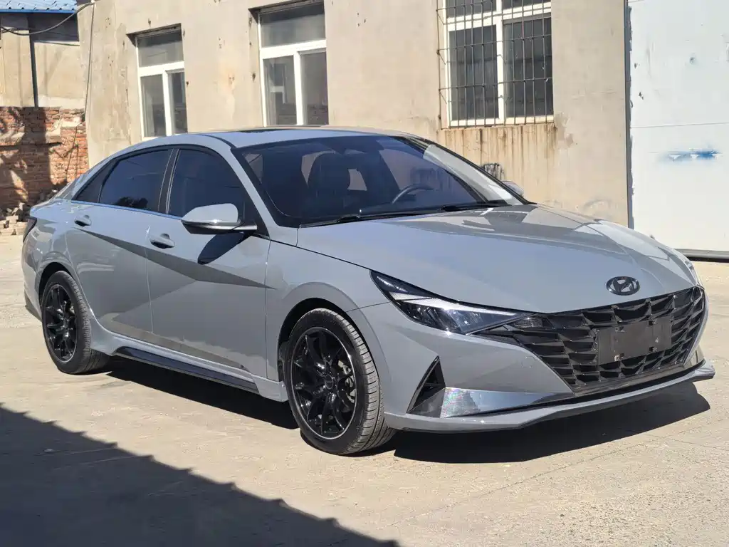 Hyundai Elantra — миниатюра 3