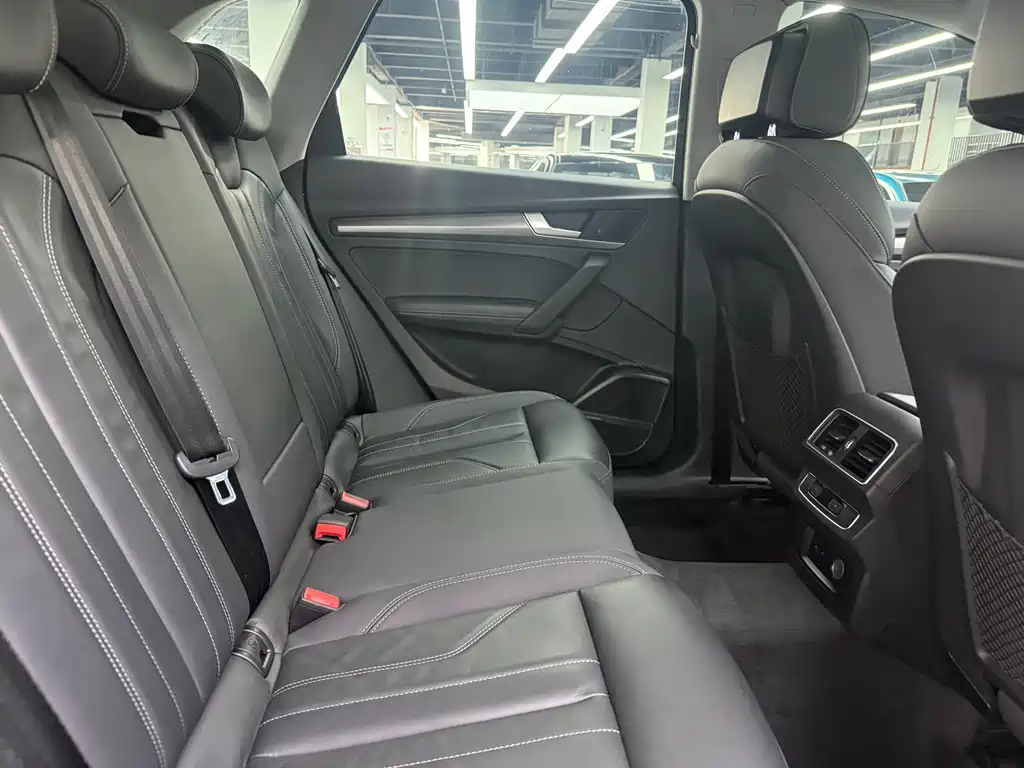 Audi Q5L — миниатюра 18