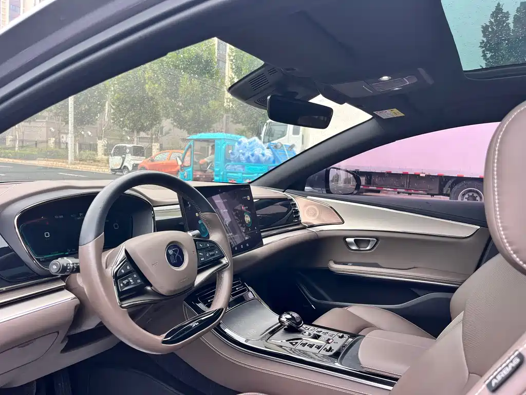 BYD Han — миниатюра 11