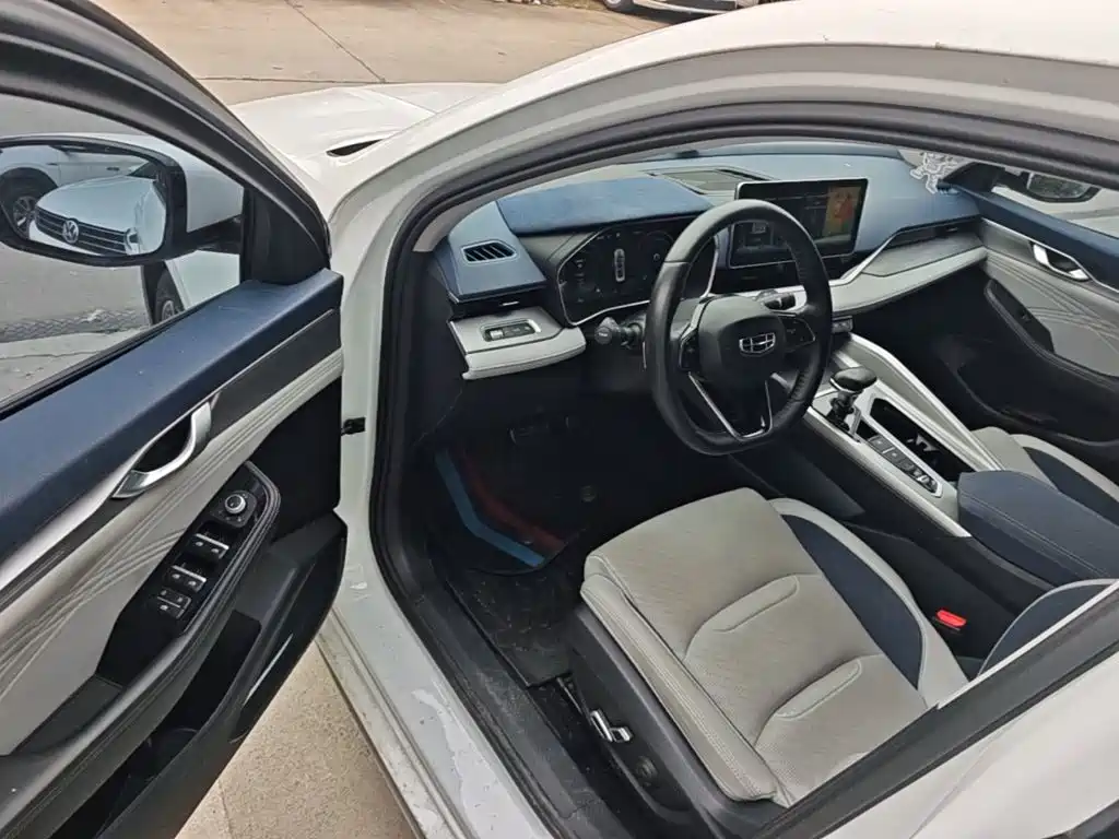 Geely Xingrui — миниатюра 16
