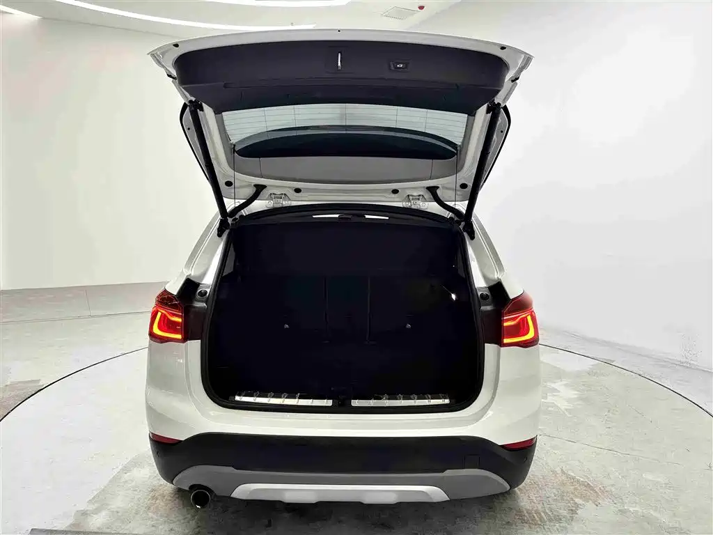 BMW X1 — миниатюра 15