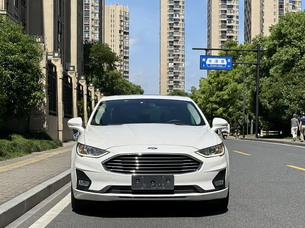 Ford Mondeo 2020 EcoBoost 180 Fashion