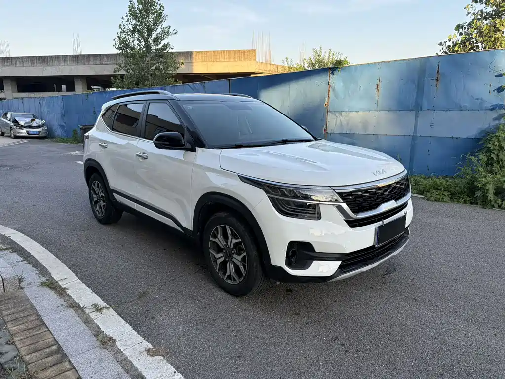 Kia KX3