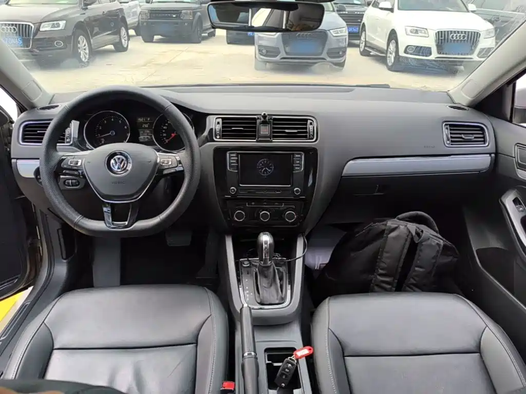 Volkswagen Sagitar — миниатюра 10