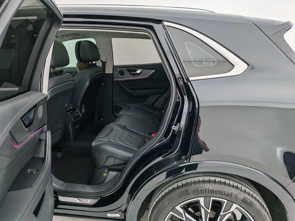 Hongqi Hongqi HS5 — миниатюра 10