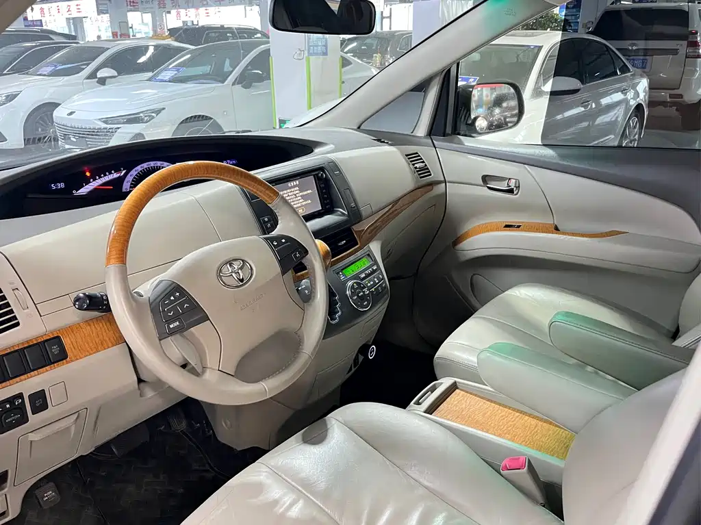 Toyota Previa 2006 2.4L 7 Luxury