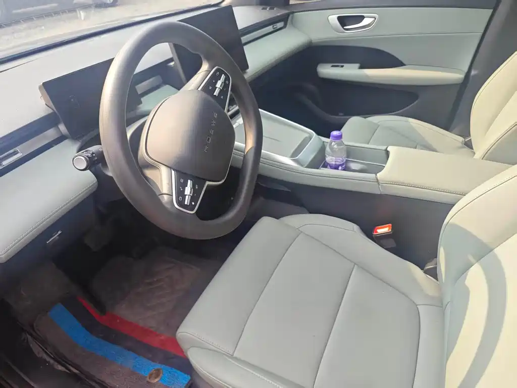 Roewe Young Wai D6 — миниатюра 10