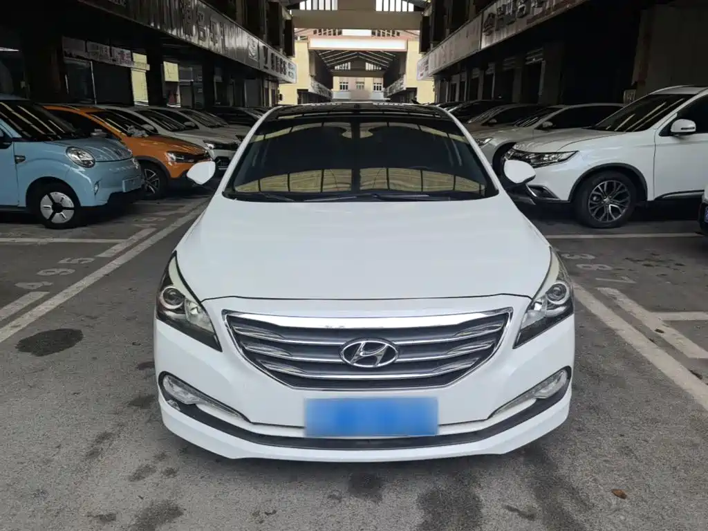 Hyundai Mistra 2014 1.8L AT GLS