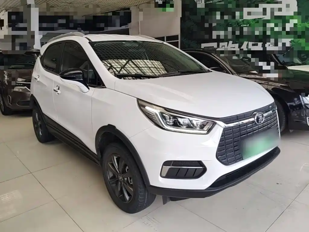 BYD Yuan EV — миниатюра 4
