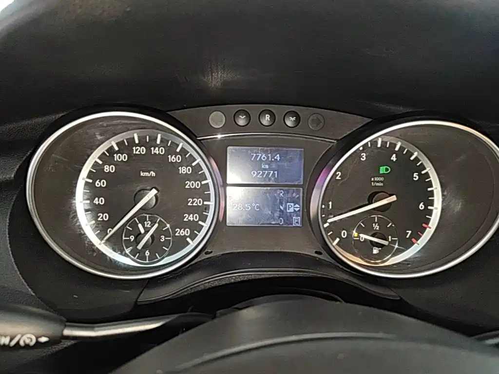 Mercedes-Benz R-Class — миниатюра 4