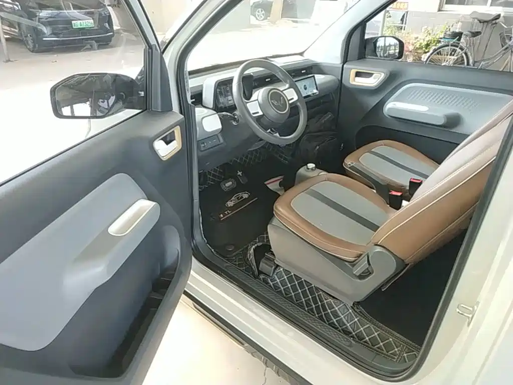 Wuling MINIEV — миниатюра 16
