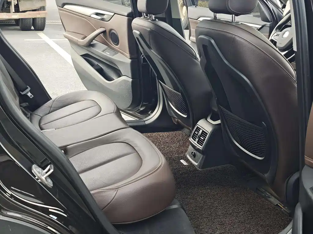 BMW X1 New Energy — миниатюра 6