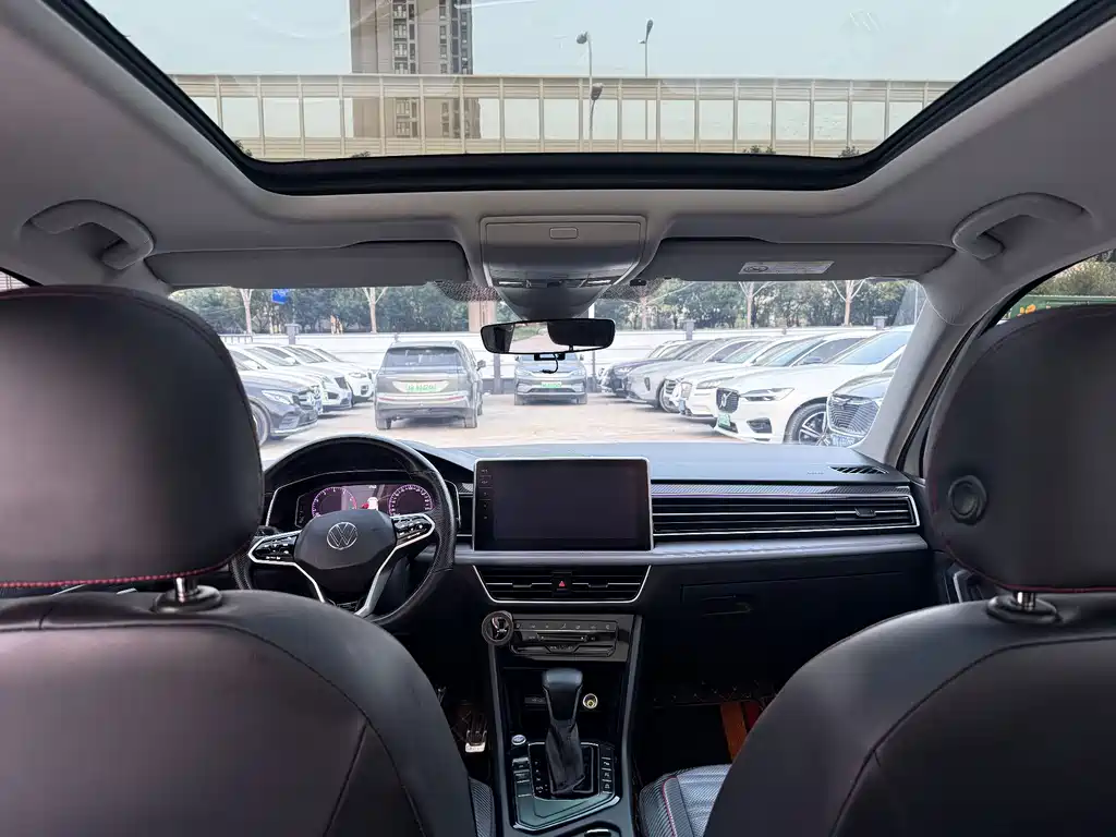 Volkswagen Tiguan L — миниатюра 5