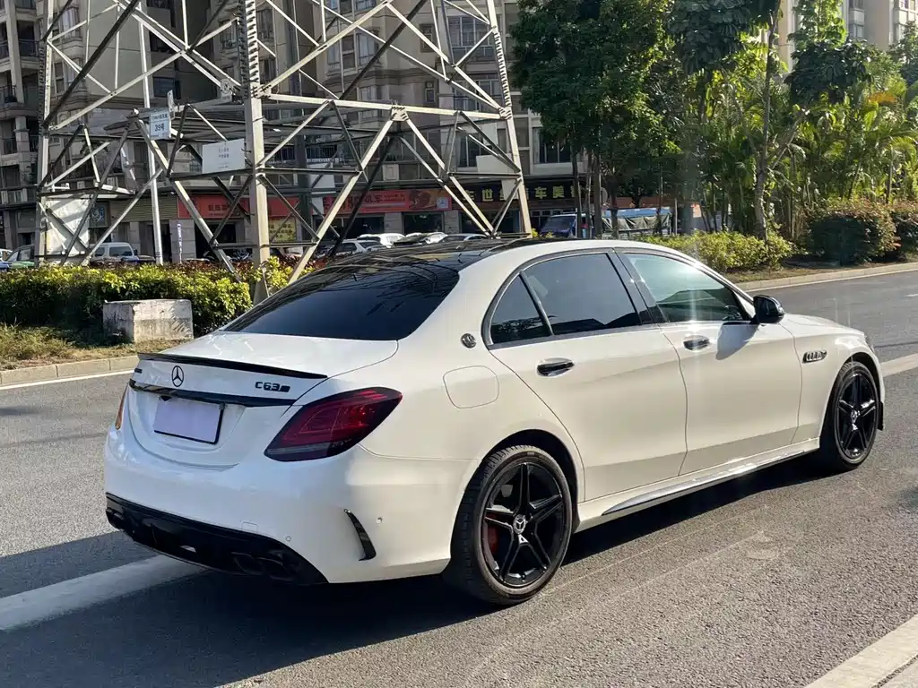 MERCEDES-BENZ C CLASS