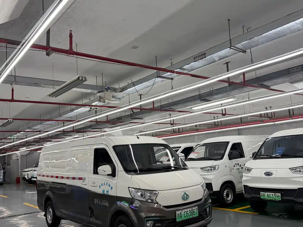Kuayue Kuayue Star V7 EV — миниатюра 3