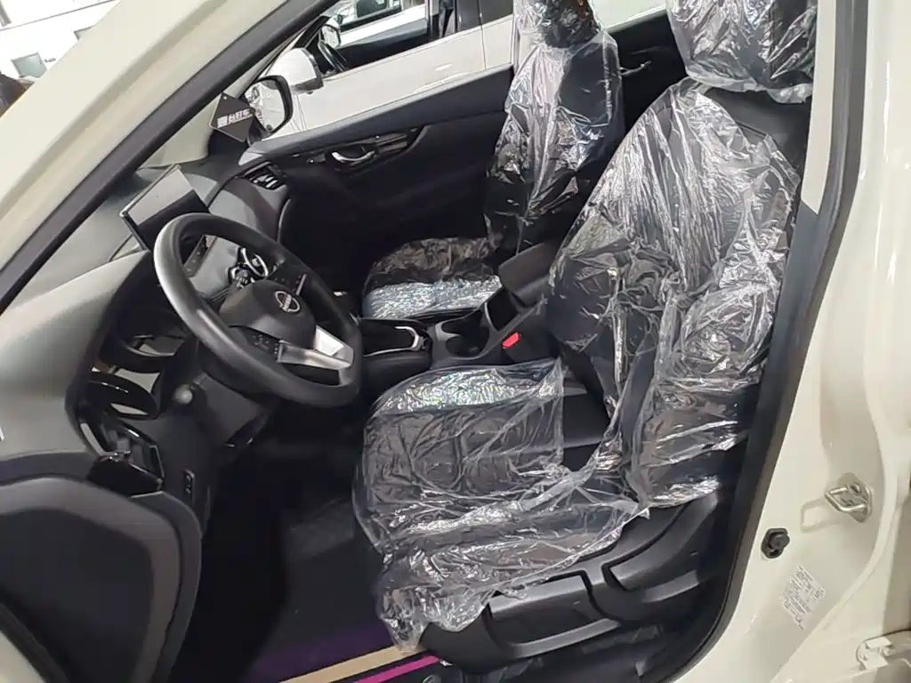 Nissan Qashqai — миниатюра 15