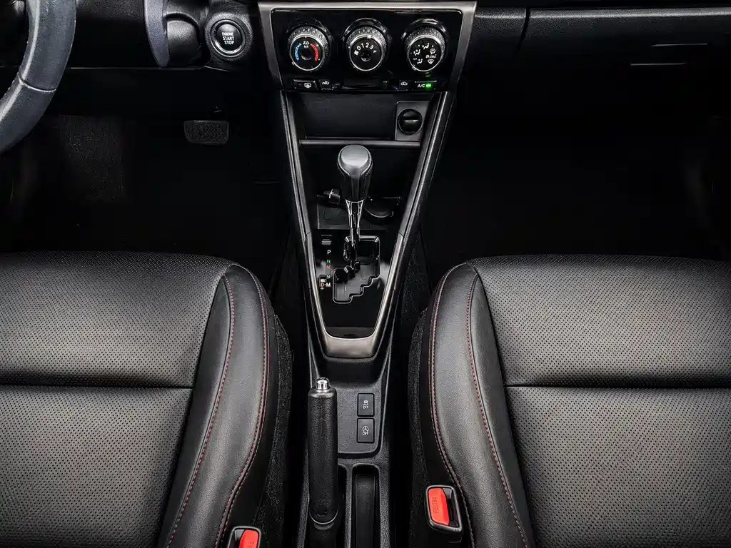 Toyota Yaris L — миниатюра 12