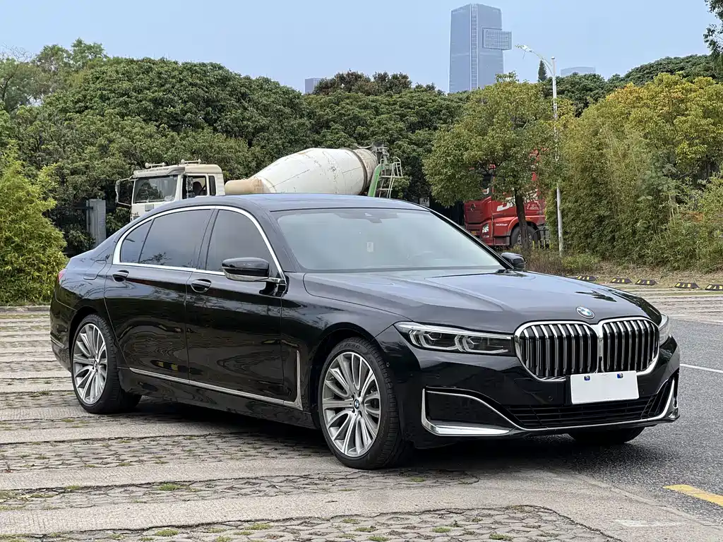 BMW 7 Series 7 2019 740Li Lead Luxury