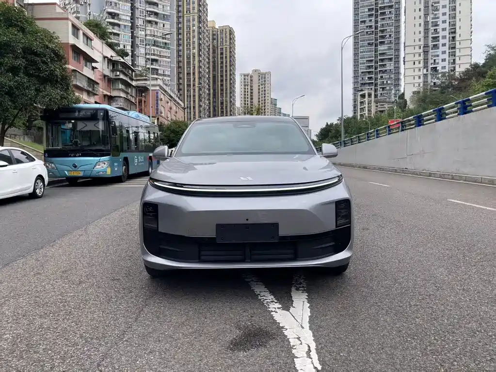 Li Auto Li L6 — миниатюра 2