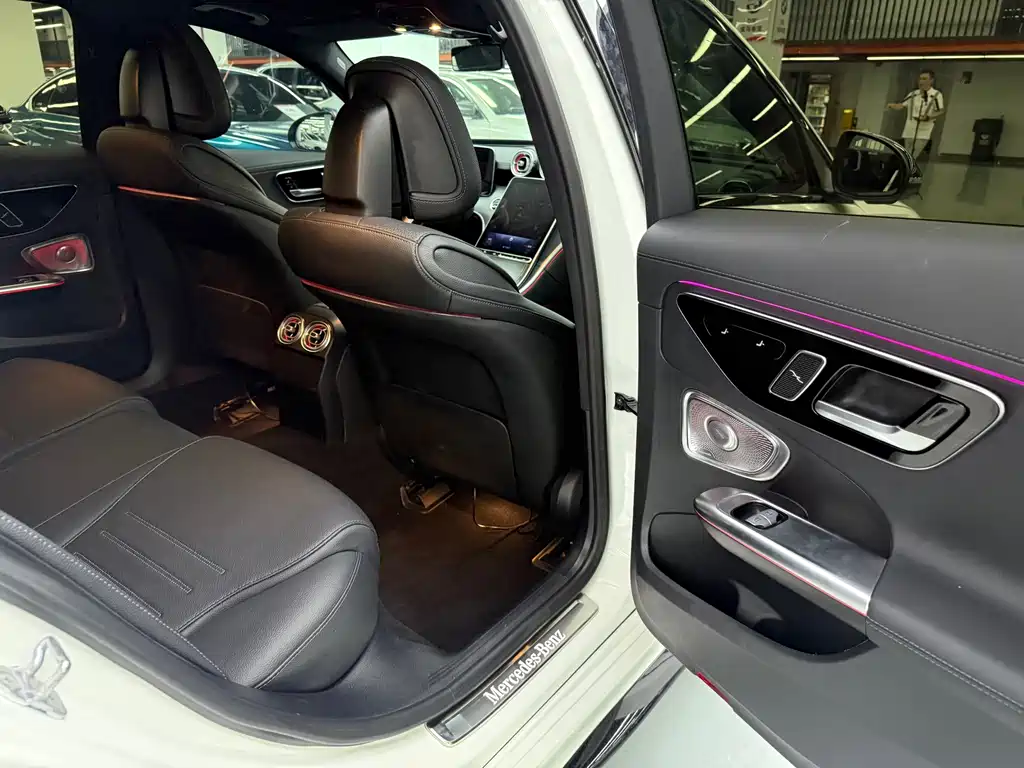 Mercedes-Benz C-Class — миниатюра 19