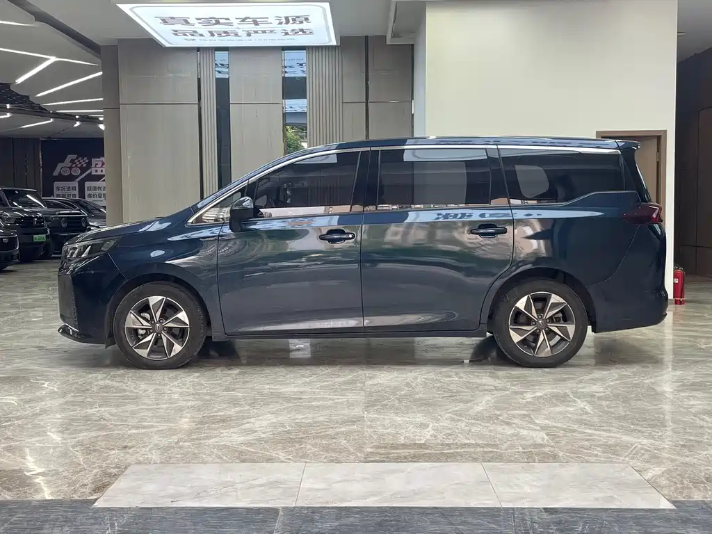 GAC Motor Trumpchi M6 — миниатюра 4