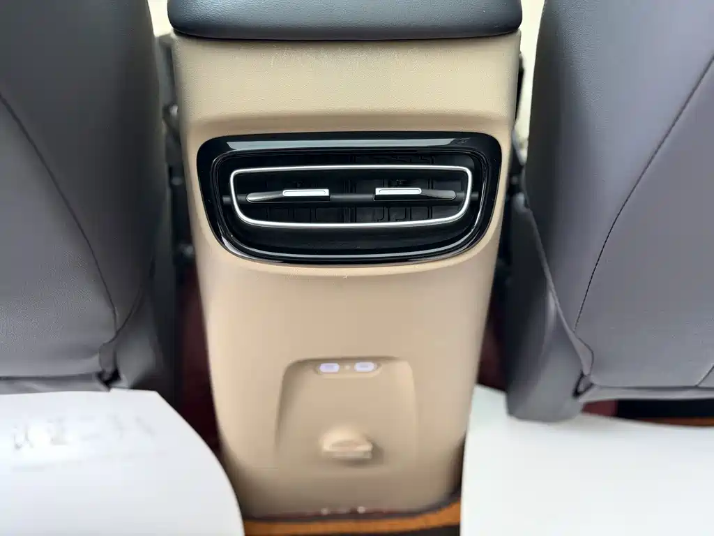 Hongqi Hongqi Tiangong 06 — миниатюра 25