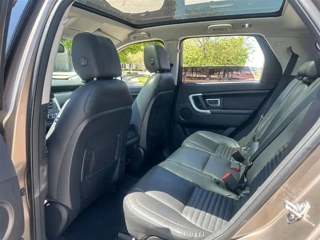 Land Rover Discovery Sport 2015 2.0T HSE LUXURY