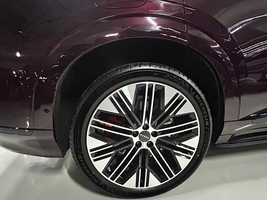 Zeekr 8X 2026 Ultra 55kWh