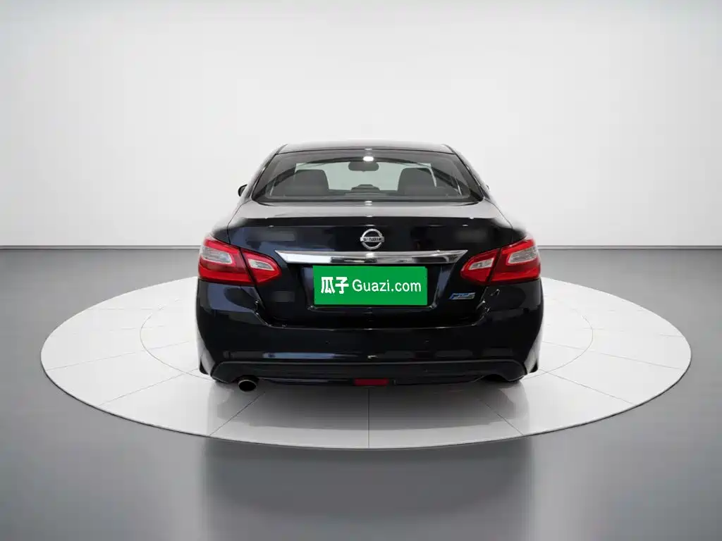 Nissan Teana — миниатюра 5