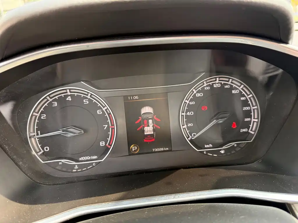 Geely Binyue — миниатюра 18