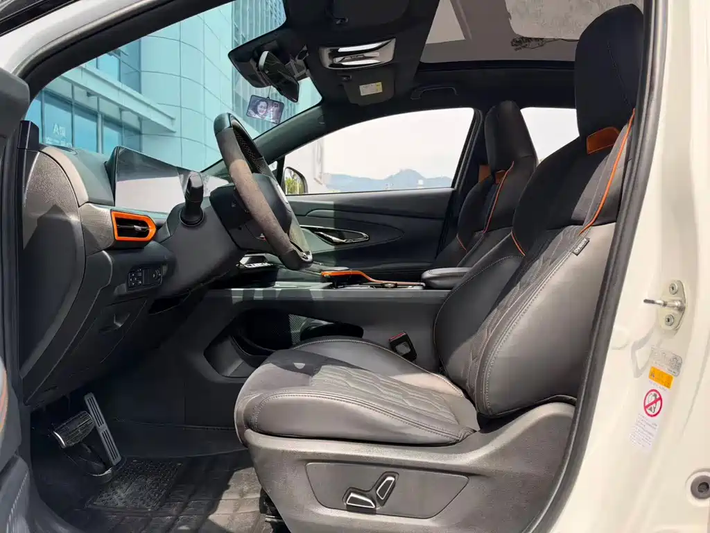 Changan UNI-T — миниатюра 7
