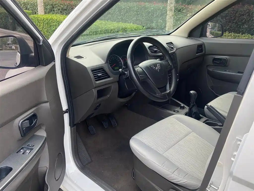 WULING AUTOMOBILE WULING HONGGUANG