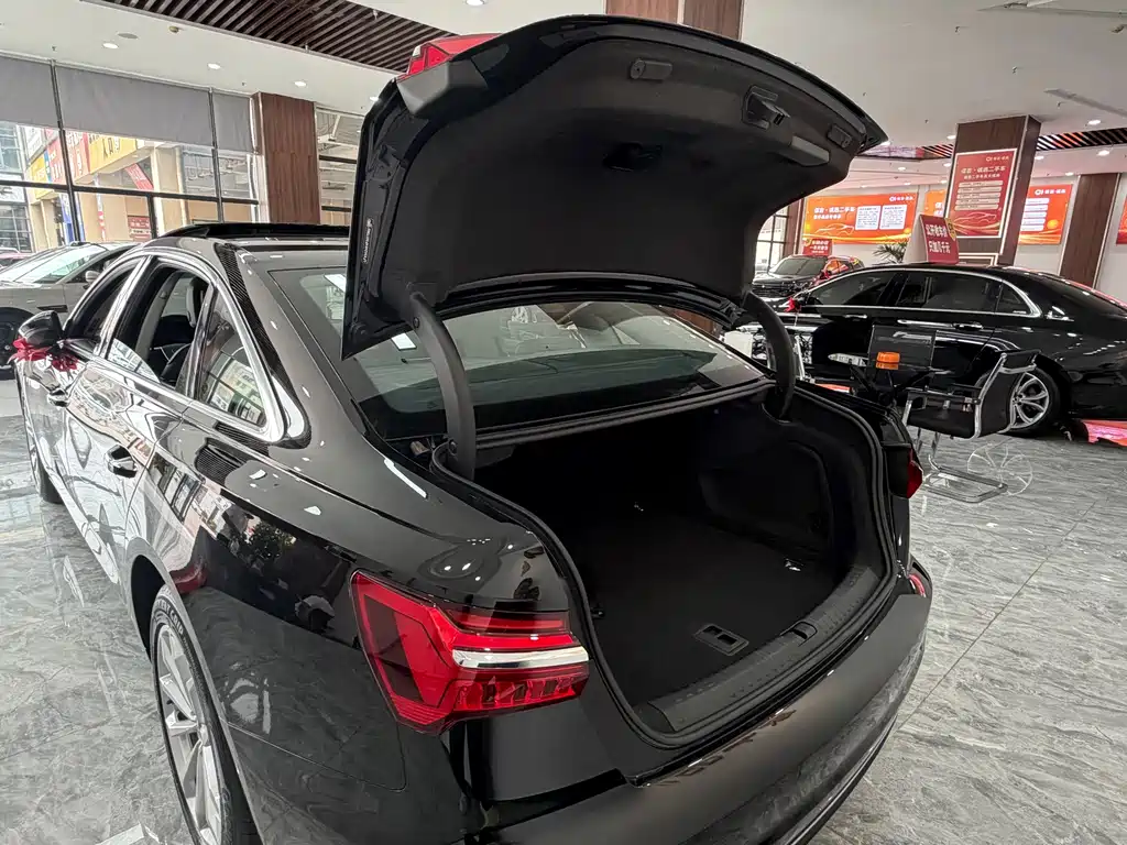 Audi A6L — миниатюра 8