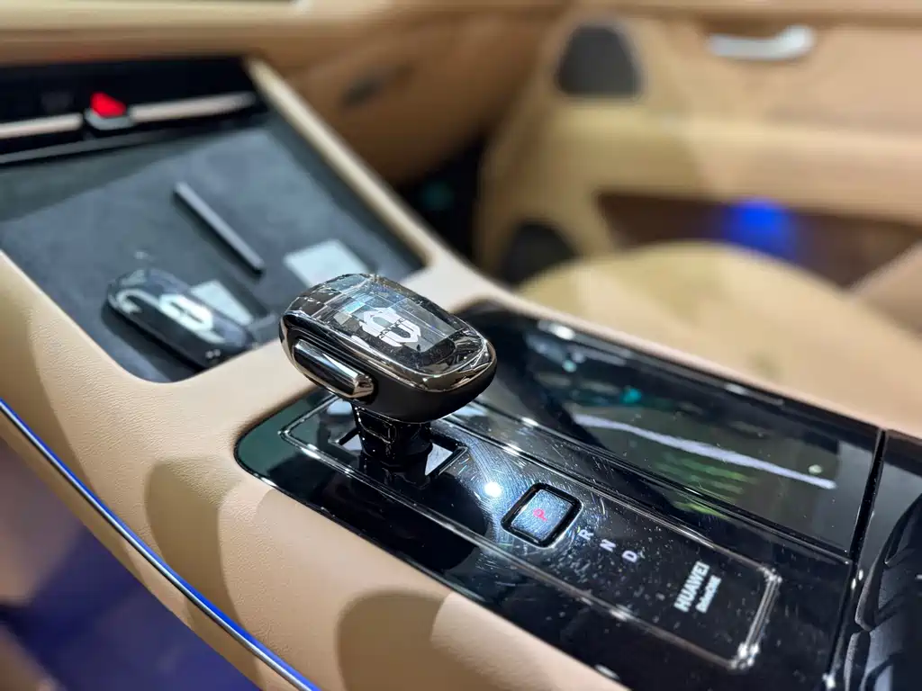 AITO AITO M7 — миниатюра 6